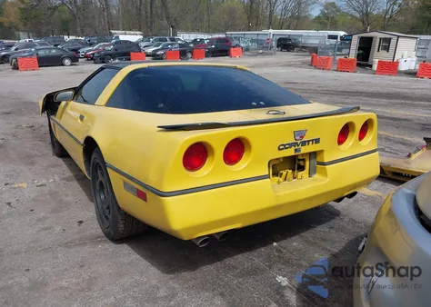 1985 Chevrolet Corvette z USA, uszkodzony, nr VIN 1G1YY0787F5115562
